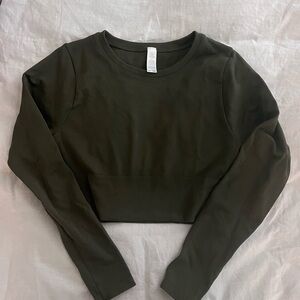 Aerie green long sleeved workout top